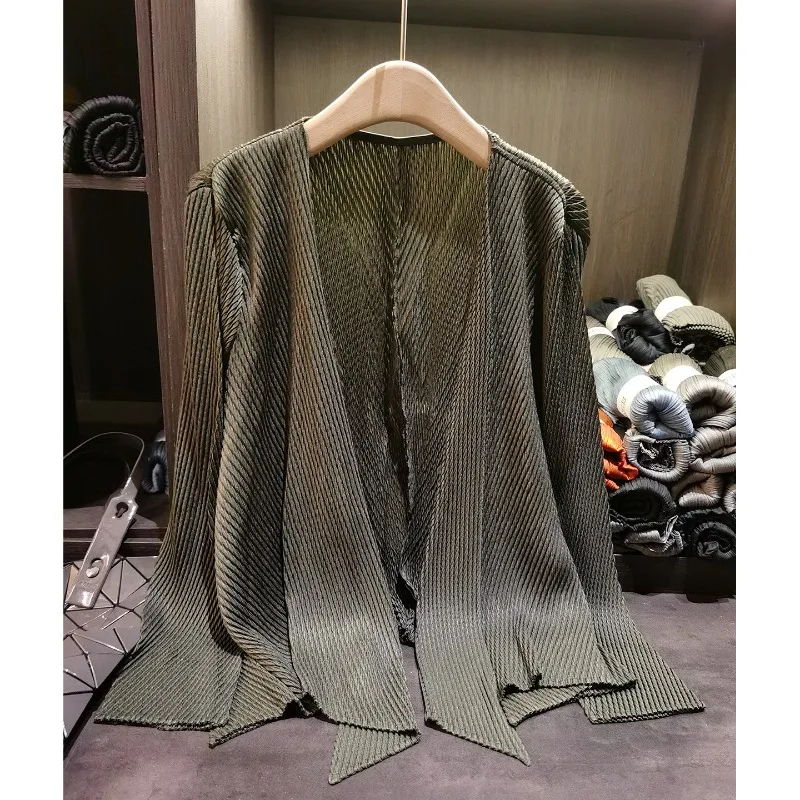 

Новая плиссированная однотонная куртка с длинным рукавом Miyake, женская, 2026, новая, простая, в японском стиле, повседневный кардиган, топ, эластичная одежда