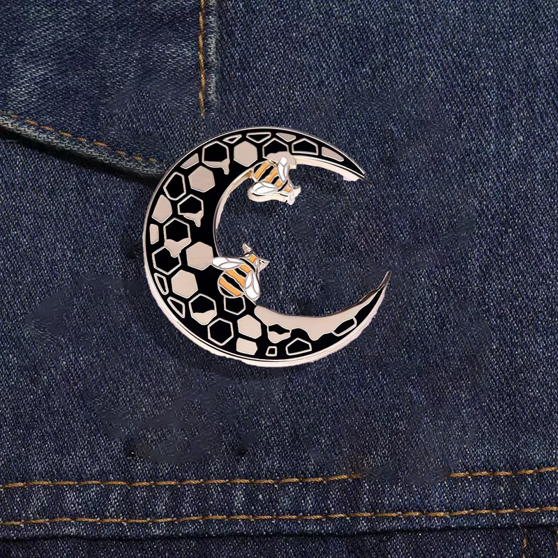 Fashion Moon Bee En…