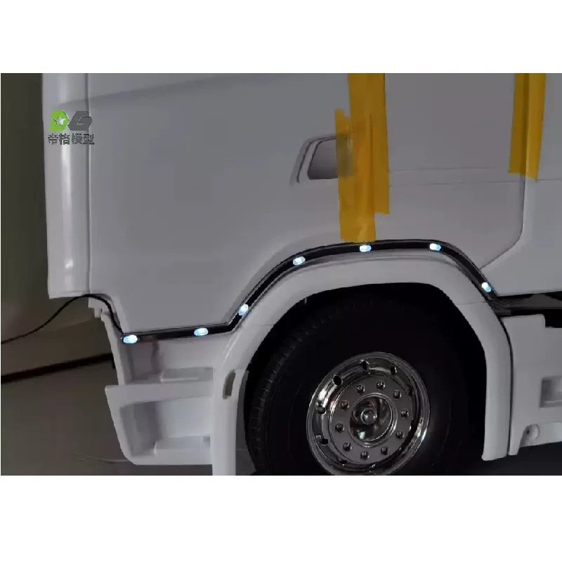 RC 1/14 LED 1 Pair Side Lights Under Door Lamp for Tamiya Hydraulic Excavator Loader Dump Truck for VOLVO MAN Tipper DIY Parts
