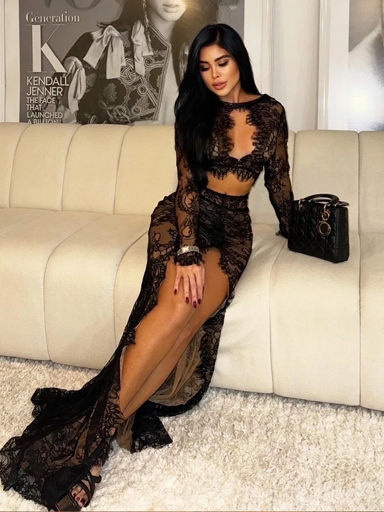 القوطية الدانتيل الأسود انقطاع عالية - الرقبة عالية الخصر فستان طويل عارية الذراعين انظر على الرغم من ثوب الليالي الراقي