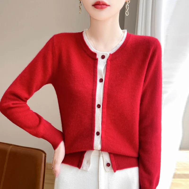 Autumn and winter new 100% pure sweater women's O-neck cardigan fake two loose casual contrast long-sleeved coat.