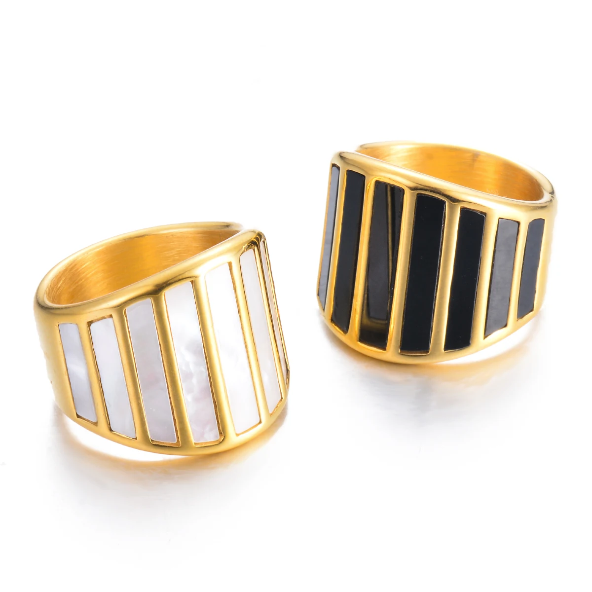 Vintage Chunky Rectangle White Black Shell Rings for Women Gold Color Wide Finger Ring Party Jewelry Accessories Gift