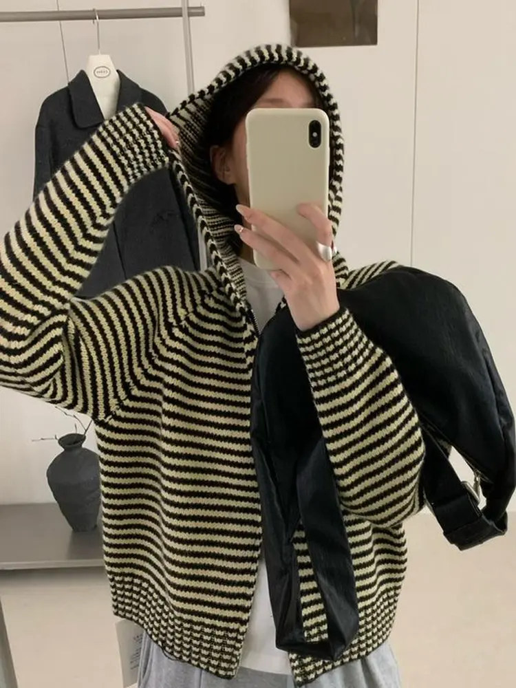 

Ретро-кардиган на молнии с капюшоном в полоску и цветовыми блоками для женщин, осенне-зимний, мягкий, теплый, повседневный стиль, стандартный крой