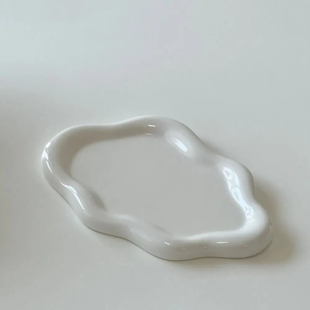 

Ceramic Jewelry Storage Tray INS Elegant Cloud Shape Tray Decorative Light Luxury Earrings Necklace Display Plates Women