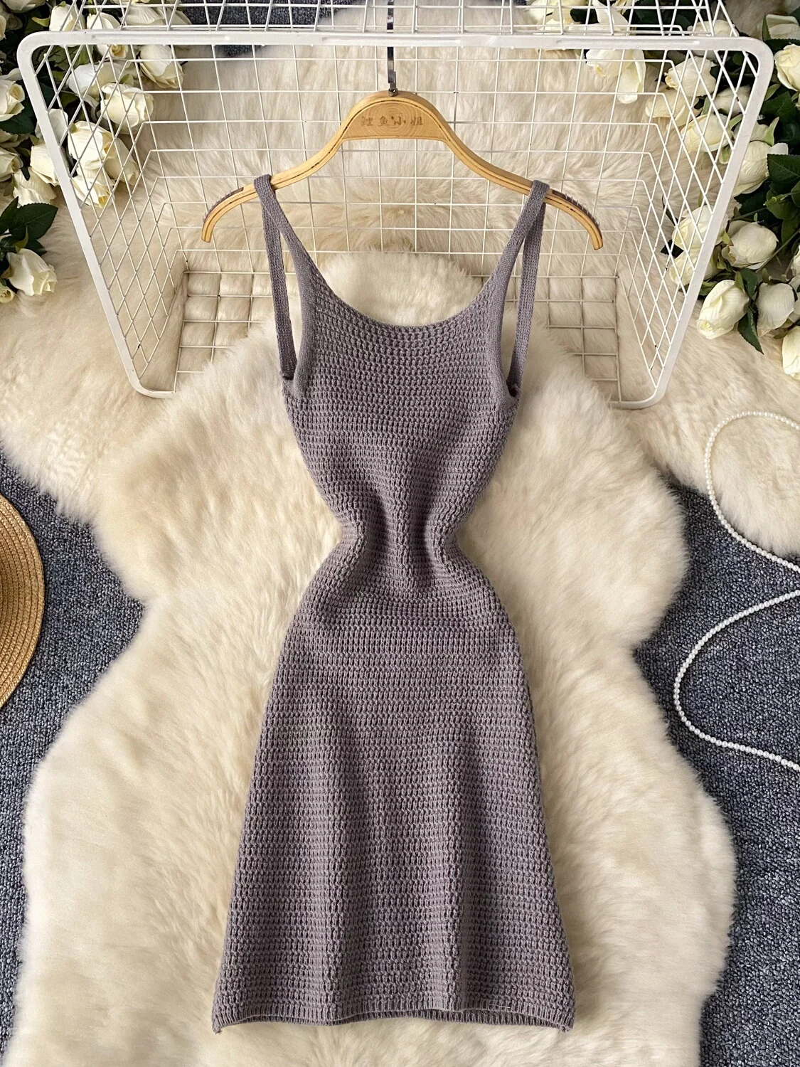 섹시한 홀터넥 백리스 드레스 여성 여름 패션 스파이시 숏 니트 스커트 슬리밍 바디콘 랩 스트랩 드레스