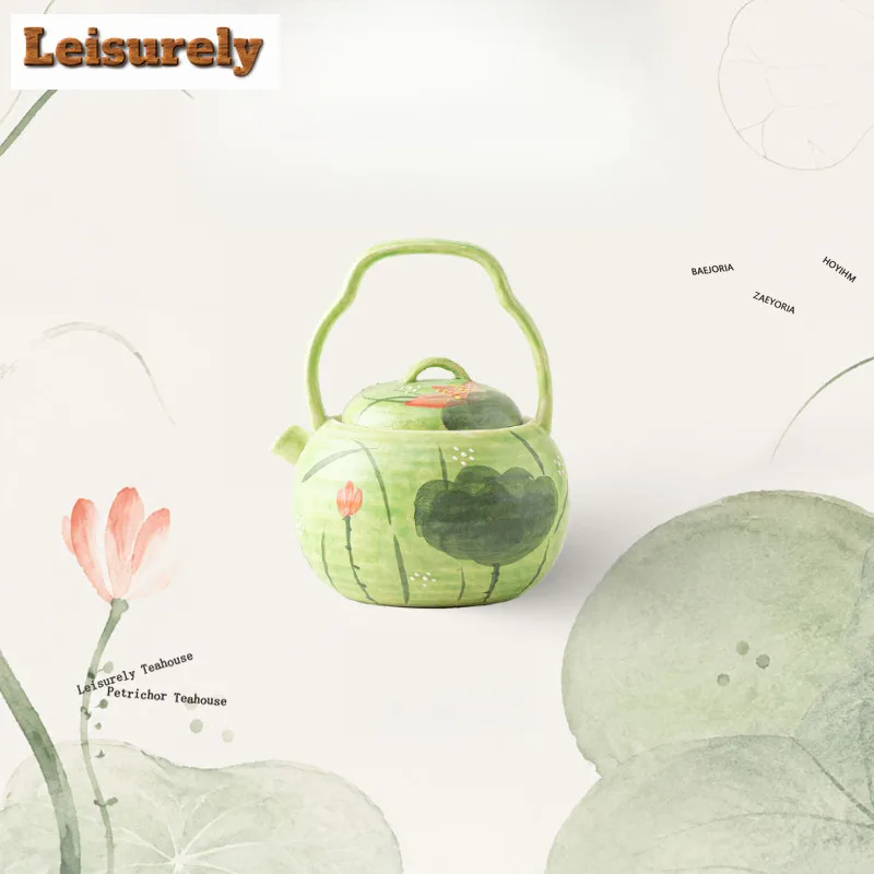 HOYIHM 200ml Hand-painted Summer Lotus Pond Teapot Ancient Tea Infuser Pot Tea Soaking Kettle With Ball Hole Tableware Gifts