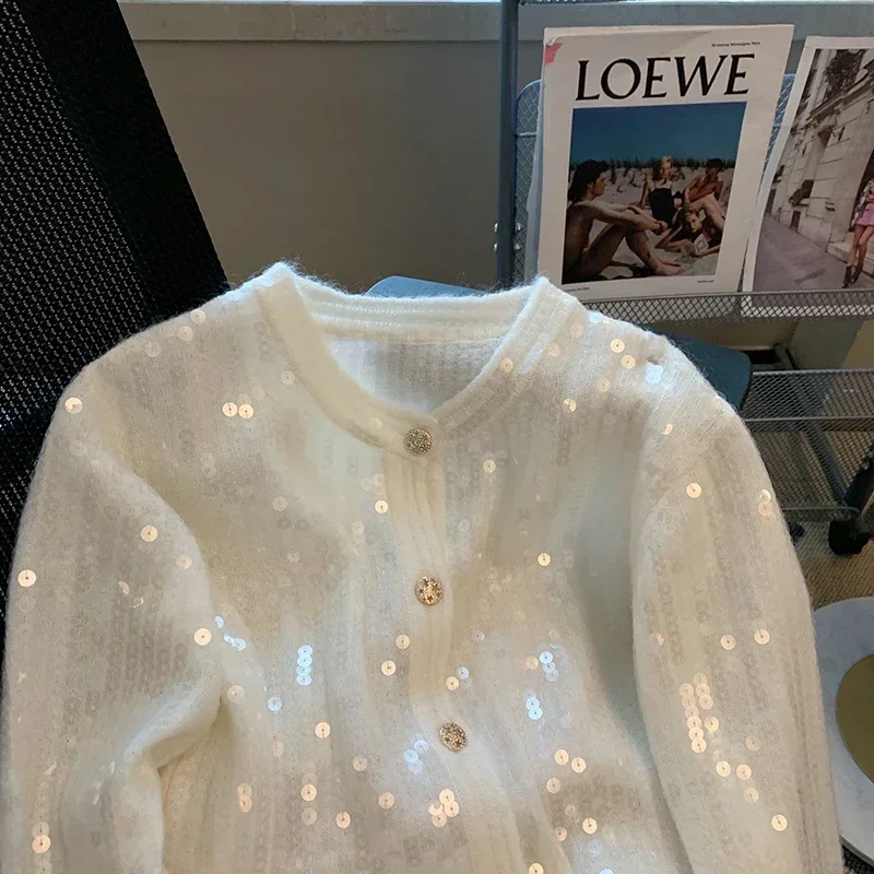 High-End White Sequined Knitted Cardigan Coat Women 2023 Spring and Autumn New Elegant Short Socialite Sweater Jacket Top Female