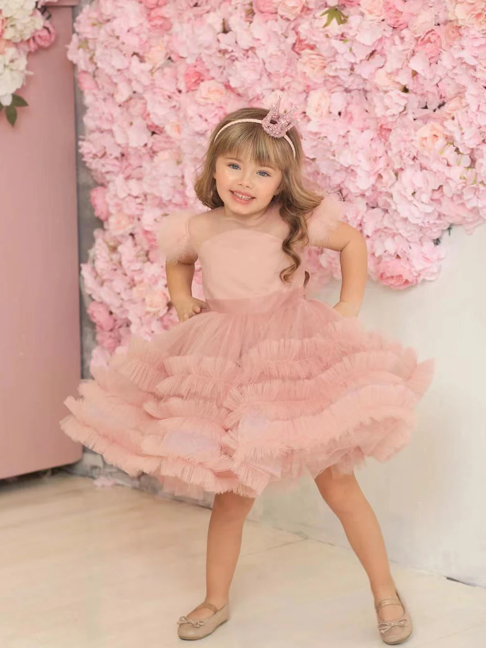 

Cute Princess Flower Girl Dress Tulle Puffy With Feathers For Wedding Birthday Party First Communion Ball Gowns With Bow