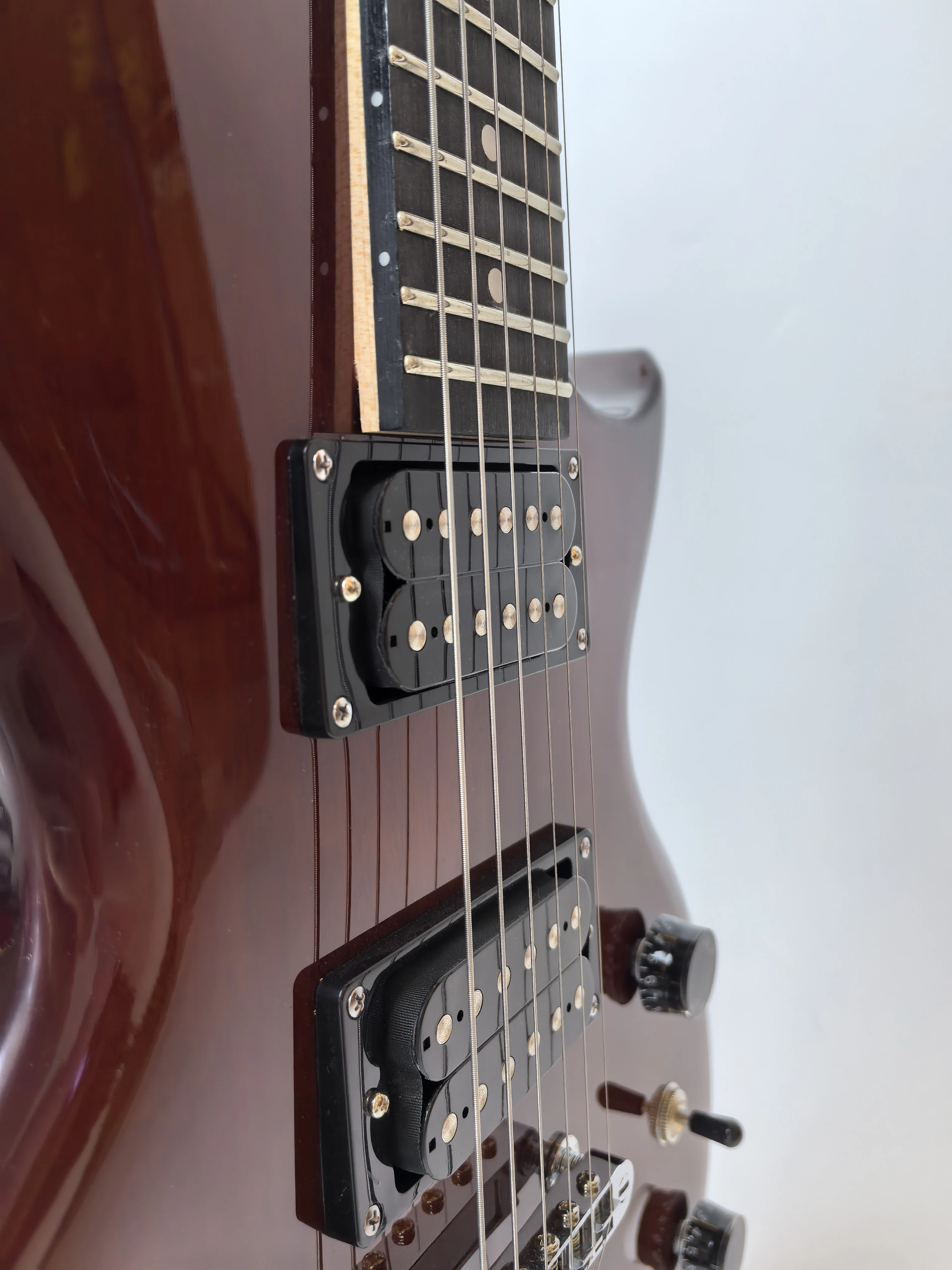 Customizable, in stock, brown-red 6 string electric guitar, round-headed nylon,  direct sale from the manufacturer。