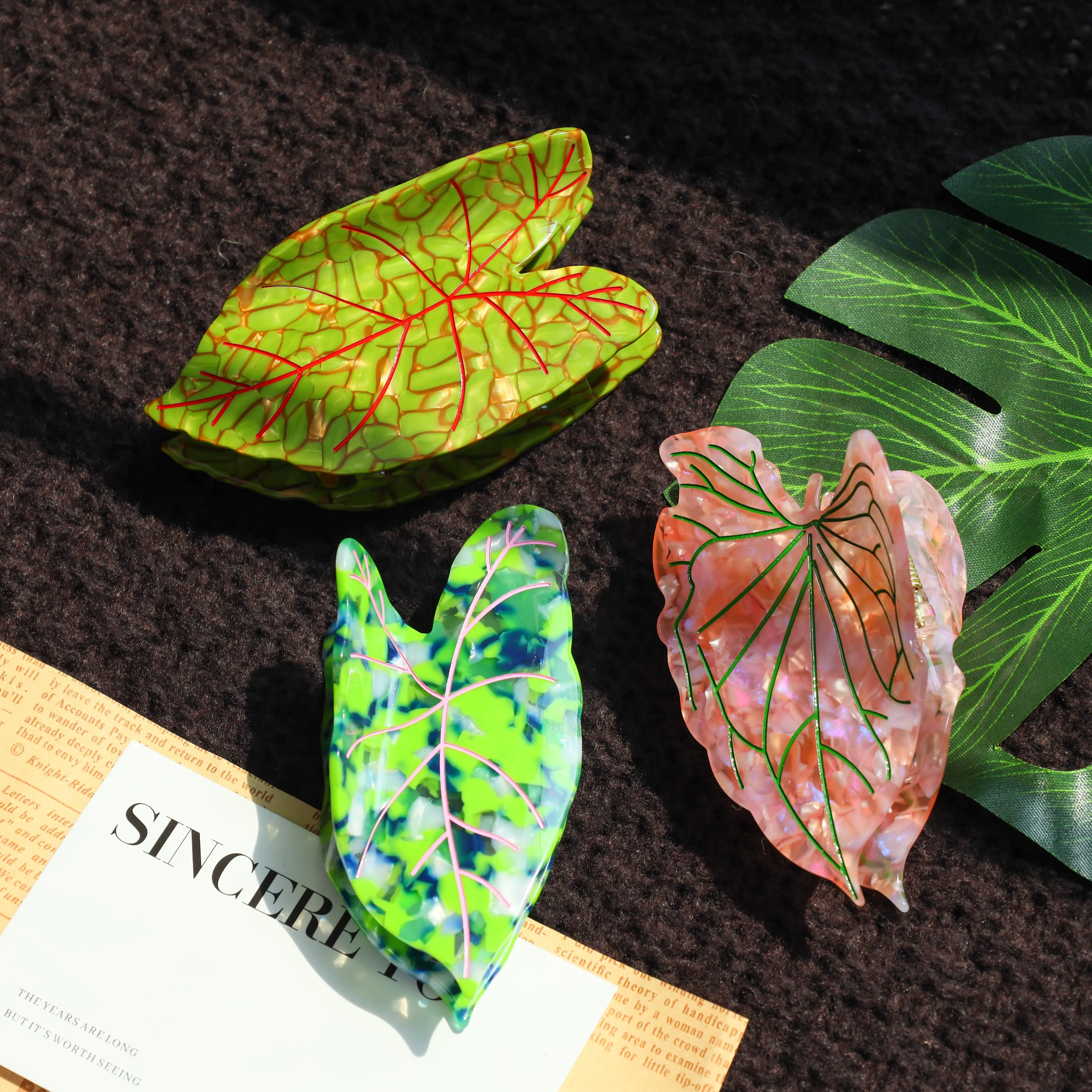 

2025 NEW Original Plant Series Leaves Hair Claw Acetate Claw Clips Summer Trendy Hair Clips INS Hair Accessories for Women Girls