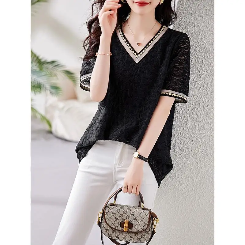 Summer New V-neck Fashion Short Sleeve T-shirt Women Contrast Color Patchwork Pullovers Ventilate Breathable All-match Chic Top