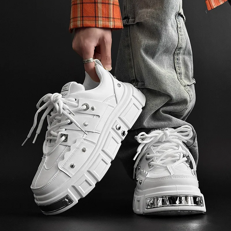 

Новые мужские повседневные туфли для скейтборда в стиле панк, уличные мужские туфли на платформе с толстой платформой и заклепками, кроссовки, мужская обувь для хлеба