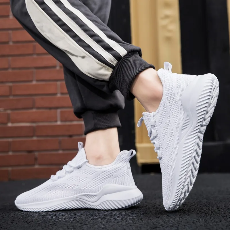 Sepatu musim panas untuk pria bersirkulasi modis Sneakers pria sepatu kasual luar ruangan kaus kaki jalan kaus kaki sepatu Tenis Masculin Zapatillas Hombre