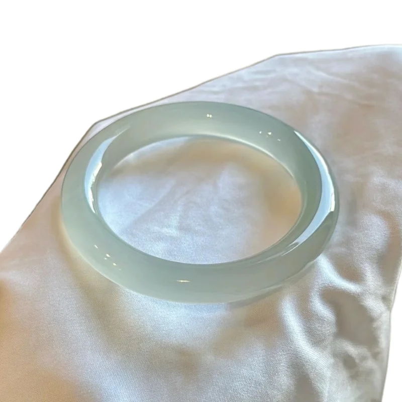 Lychee Jelly Agate Bracelet Women\'s White Moonlight Thin Round Strip Jade High Ice Through The Female Niche