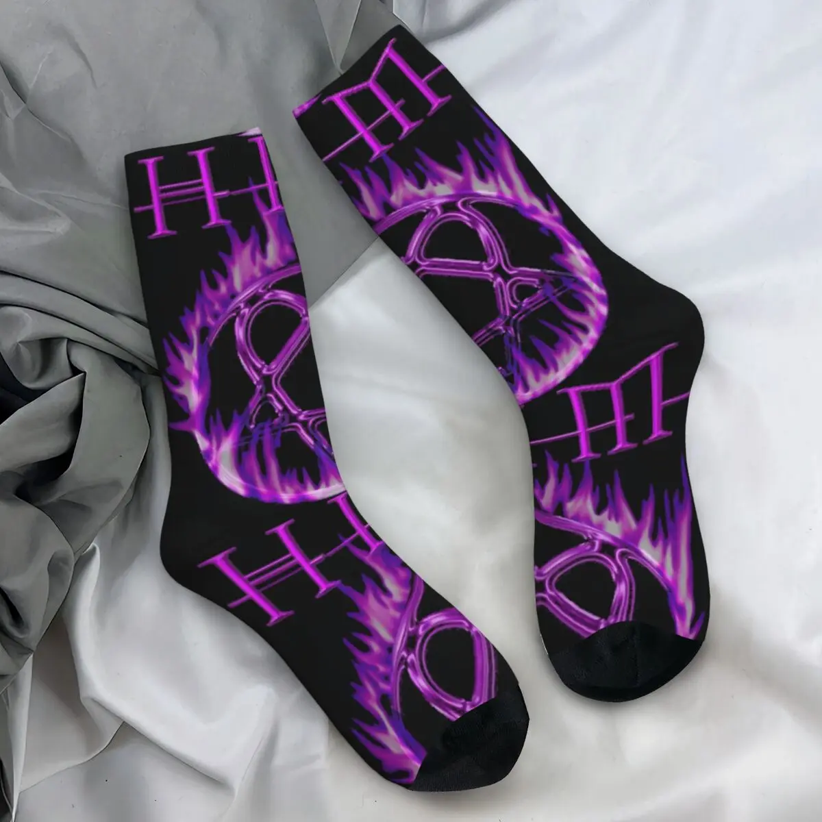 

Носки с фиолетовым логотипом Him Band, осенние чулки, готические мужские дышащие носки, нескользящие носки для бега с принтом