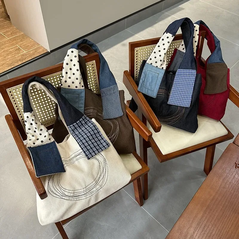 Literary Retro Niche New Canvas Bag, Single Shoulder Commuting Large Capacity Shopping Bag, Fashionable Denim Handbag Tote Pouch