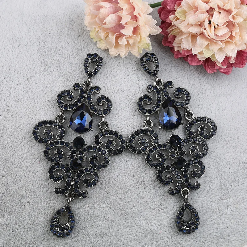 Luxury Jewelry Accessories Gothic Evening Glamour Long Big Chandelier Crystal Rhinestone Black Bold Statement Earrings for Women