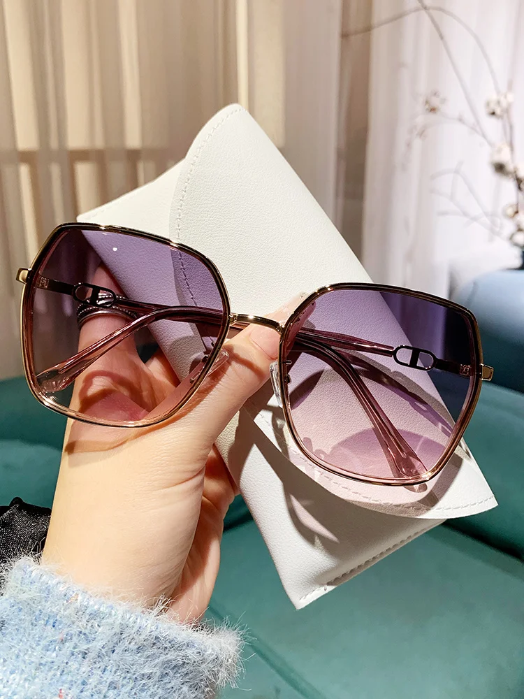 New Fashion Polarized Sunglasses Women UV400 Gradient Lens Sun Glasses Oversized Retro Square Luxury Brand Oculus