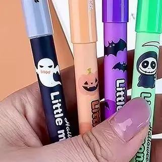 

4 шт., стираемая гелевая ручка с рисунком Хэллоуина и Рождества, милые 0,5 мм, синие/черные чернильные ручки для подписи, школьные принадлежности, подарки для студентов