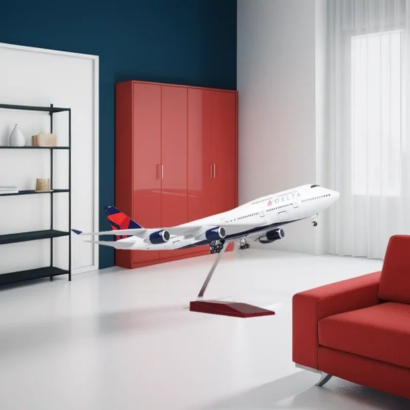 

Delta Airlines Model Plane 1:150 Scale Delta 747 Airplane Model 47cm W Light and Wheel for Collection Of Presents