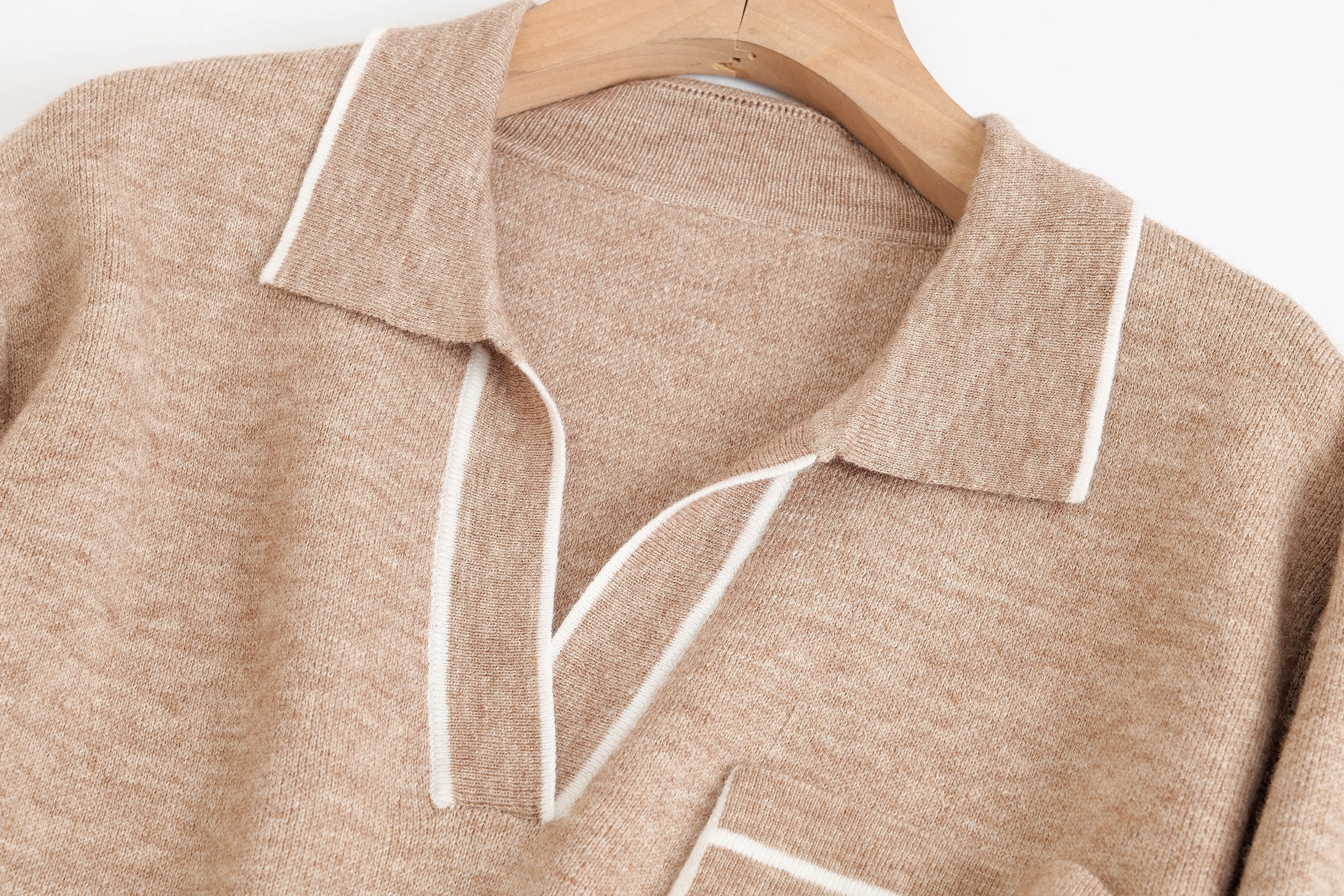 Ethereal MD 2025 massidutti autunno nuovo stile di maglione lavorato a maglia con collo a polo da pendolarismo in misto lana moda casual da donna