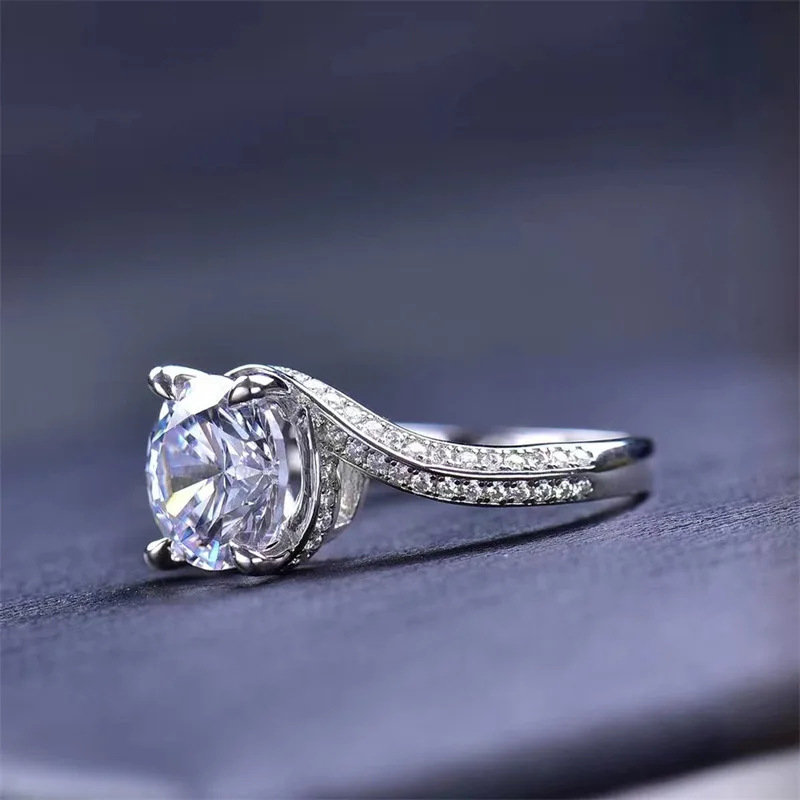 Women's 3 Carat Moissanite Ring PT950Platinum Side Accent Twisted Arm Eight Hearts Eight Arrows Layered Design Exquisite Jewelry