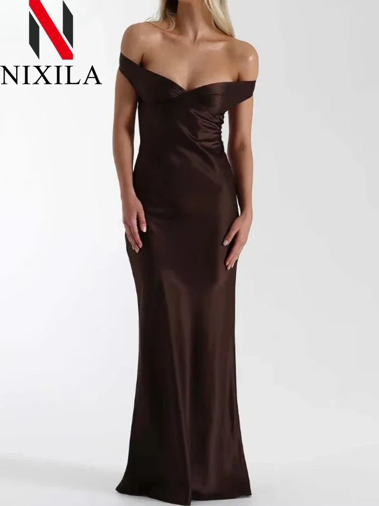 Nuovo abito lungo sexy senza schienale con fiocco in raso estivo per donna Abito moda scollo a V senza maniche Club Party Abito da sera Abbigliamento elegante