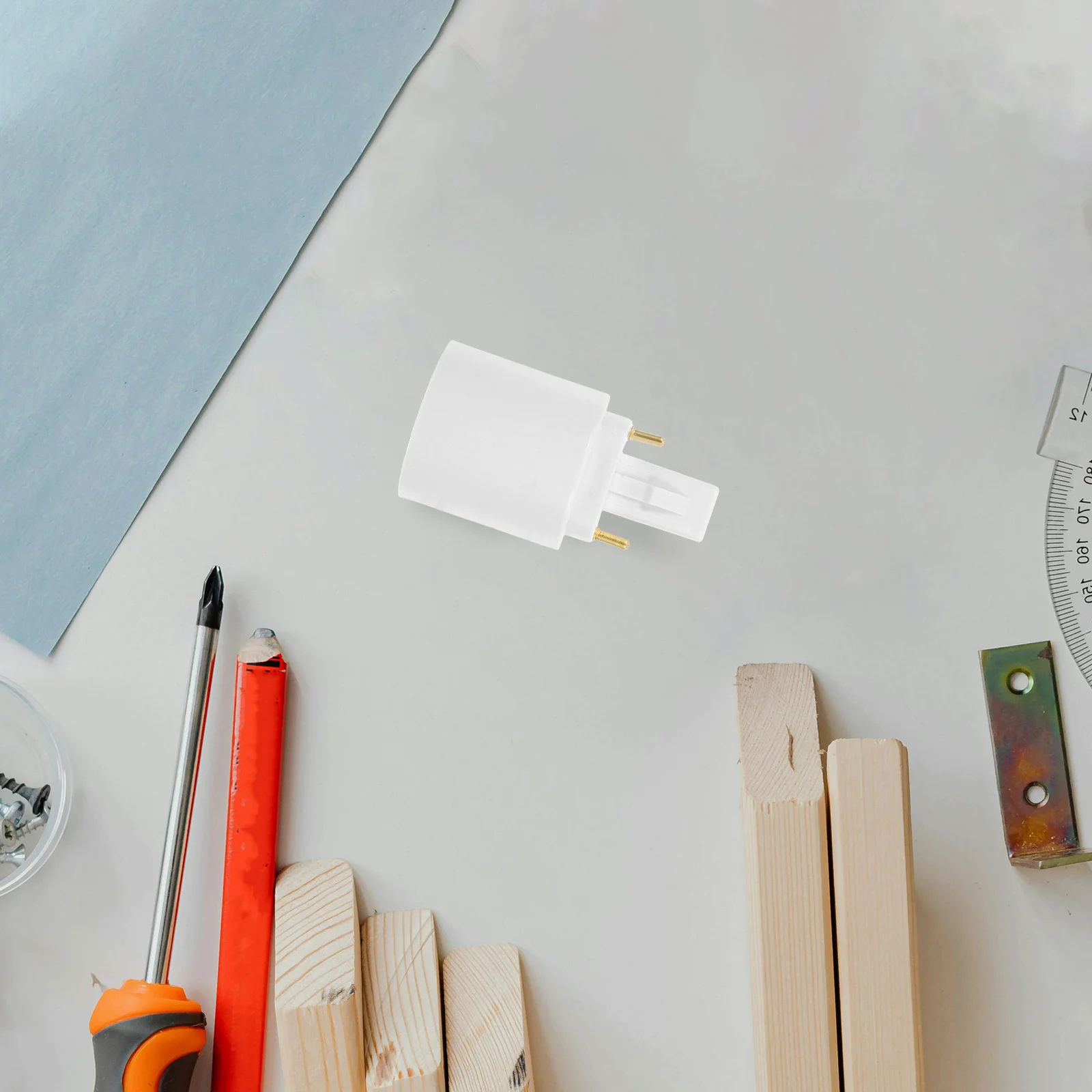 

G24d to E27 Light Socket Adapter Heat Resistant Fire Resistant 2-Pin Base to Screw-in Socket for LED Bulb Fixtures