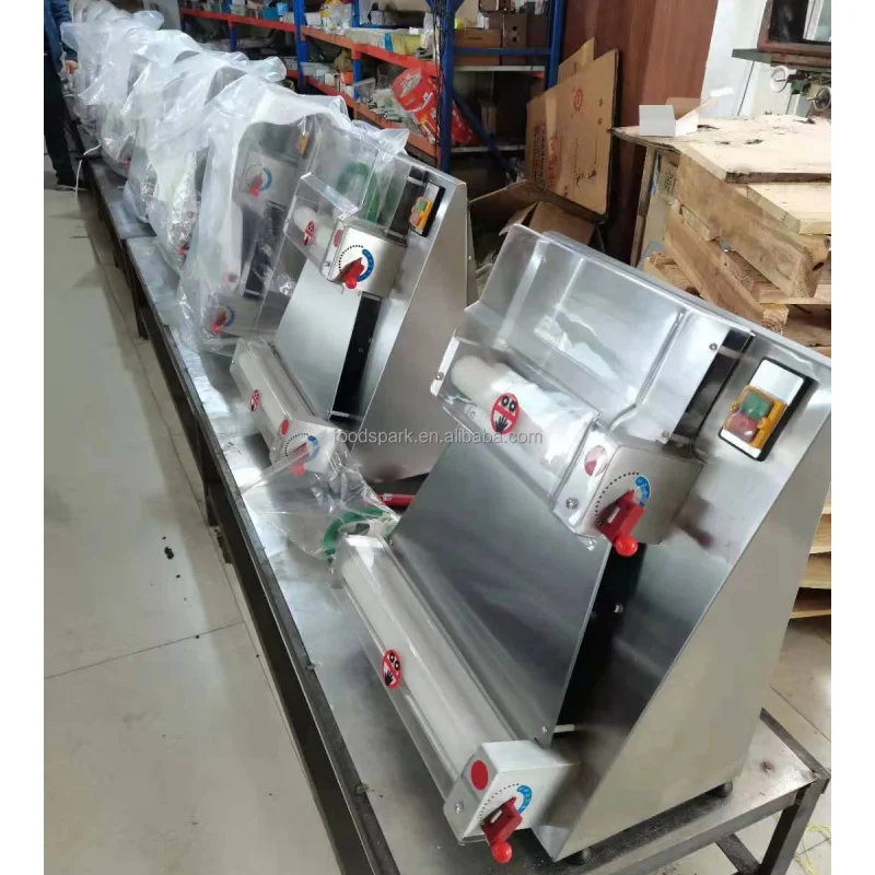 

Factory Electric Make Pizza Flatten Sheet Stretch Roller Open Press Dough Machine
