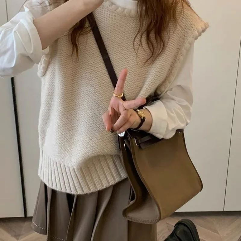 Solid Sweater Vests Women Simple O-neck Fashion All-match Streetwear Knitting Leisure Student Korean Style Sweet Sleeveless