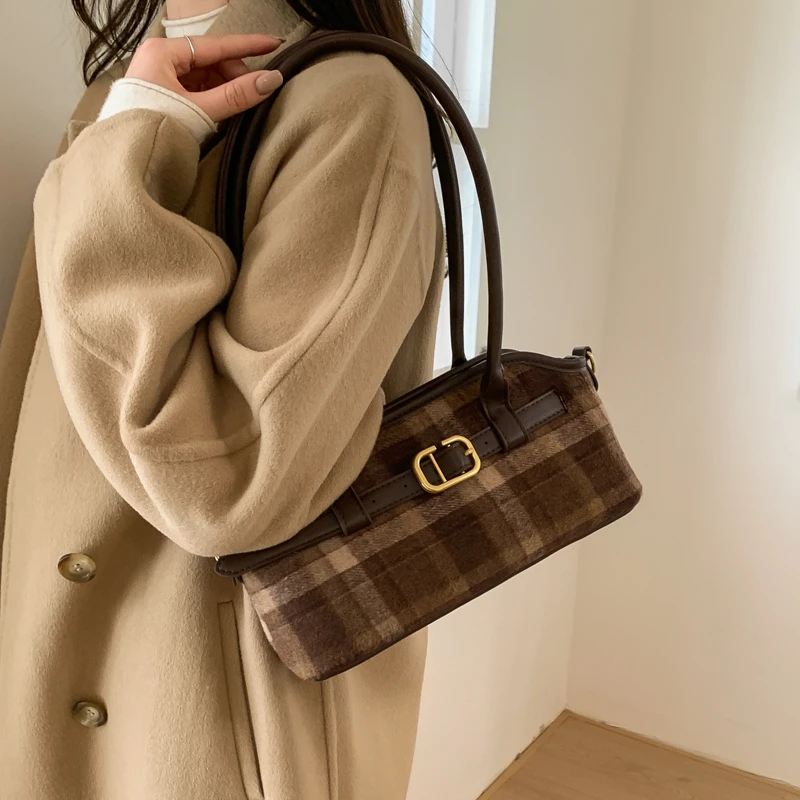 

Simple Casual Shopper Bag Large Capacity For Everyday Use Women Messenger Purse Solid Color Minimalist Elegance