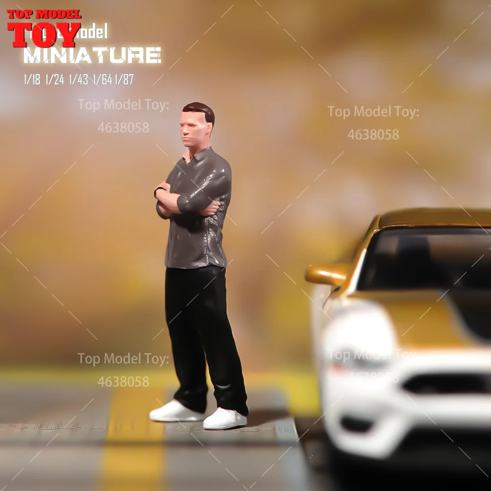 Painted Miniatures 1/24 1/64 1/43 1/87 Stand Posture Paul Walker Male Scene Figure Doll Unpainted Model For Car Vehicles Toy