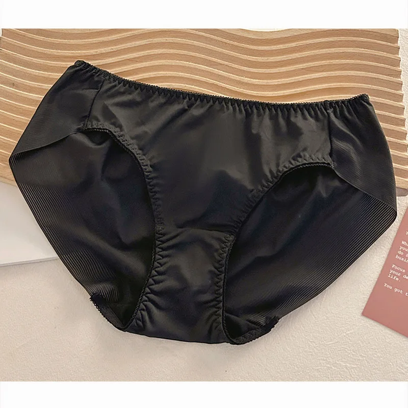 New Solid Satin Women's Underwear Seamless Panties Sexy Lace Low Waist Briefs Simple Female Underpants Sexy Lingeries