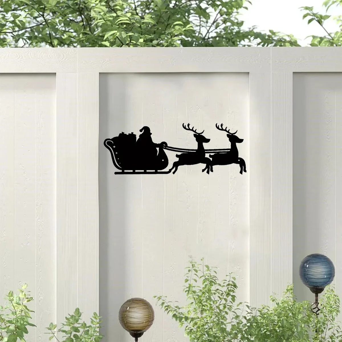 Elegant Exquisite Christmas Sleigh Metal Wall Art – Graceful Iron Art for Interior Elegance. Sophisticated for Home Office