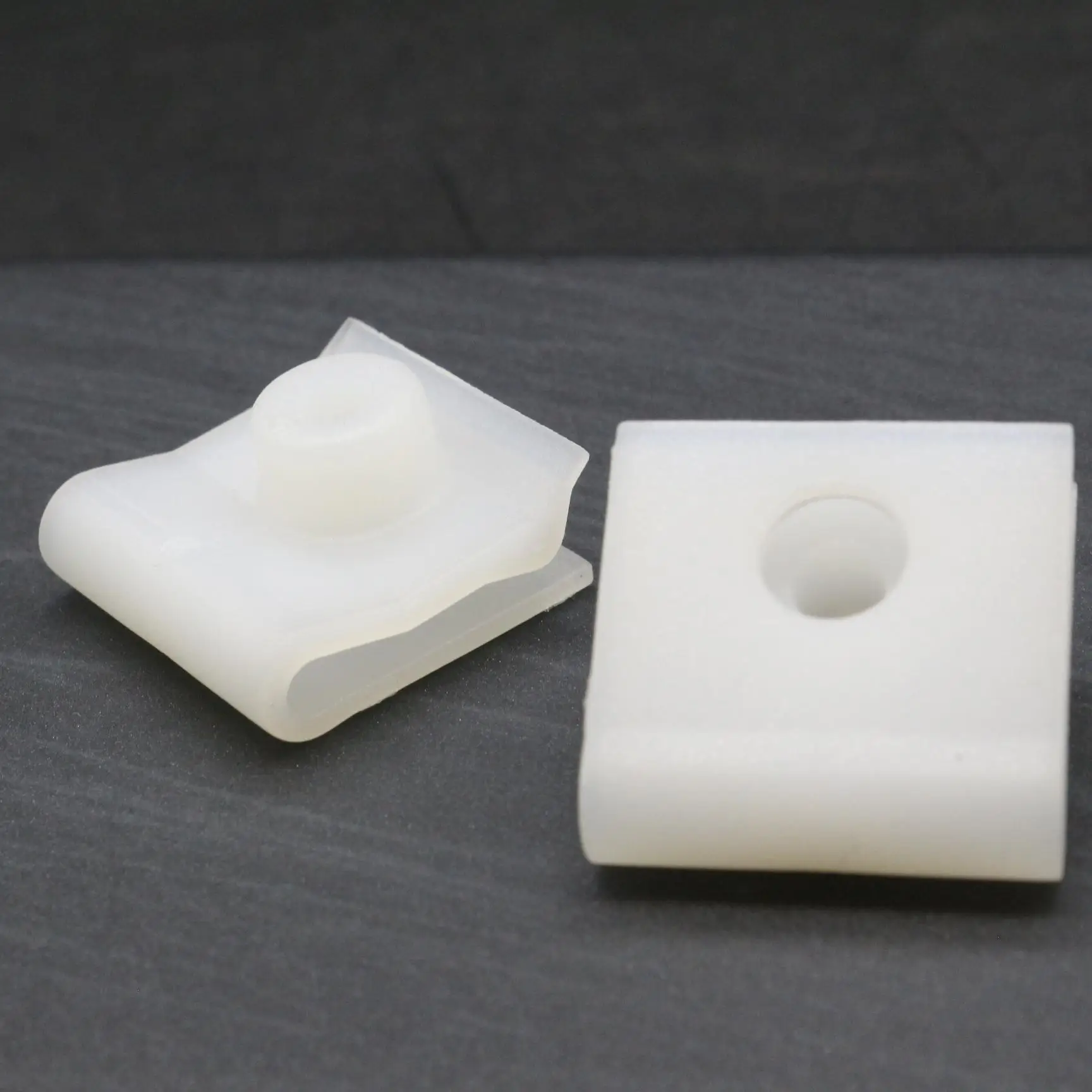 10 PCS White Nylon Wheel Arch Moulding Fasteners Fit For Nissan Pathfinder Rogue Titan Altima Maxima NV M4.8 Screw 76882-0M000