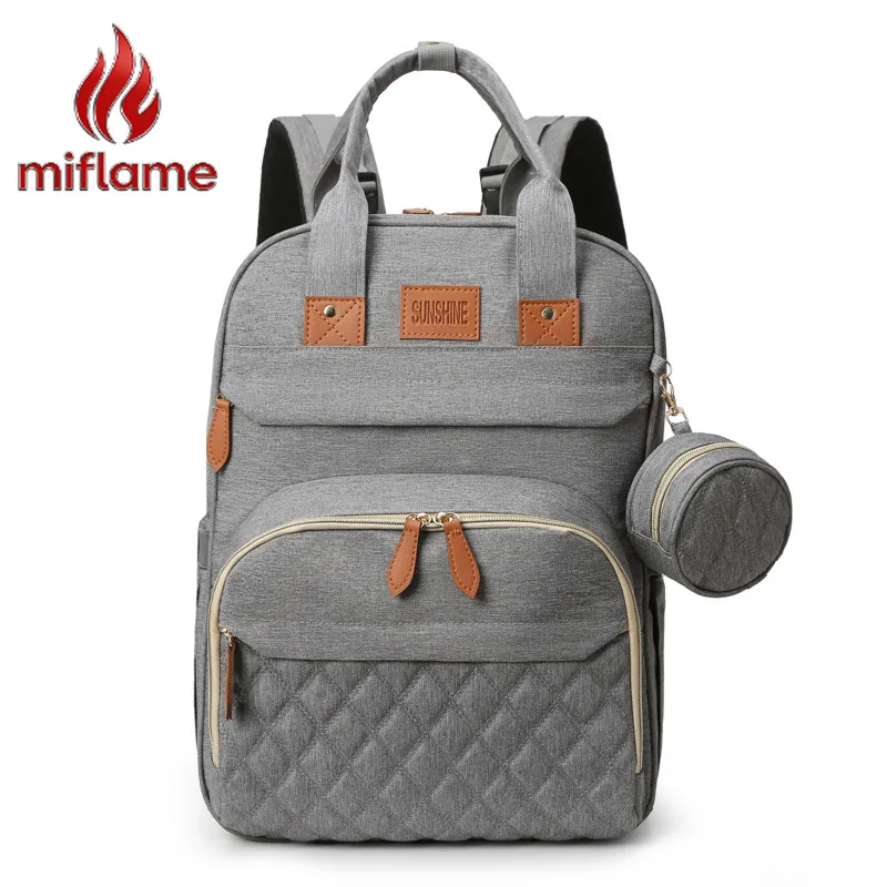 

Luxury Diaper Bag for Moms Large Capacity Multifunctional Purse Handbag with Multiple Compartments Baby Storage Travel