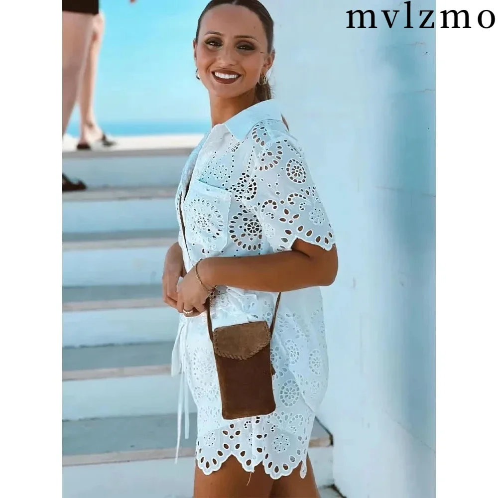 2025 Spring/Summer Set Ladies Embroidered Lace Cutout Shirt Vacation Day Jumpsuit Shirt Cutout Top + Cutout Lace Shorts