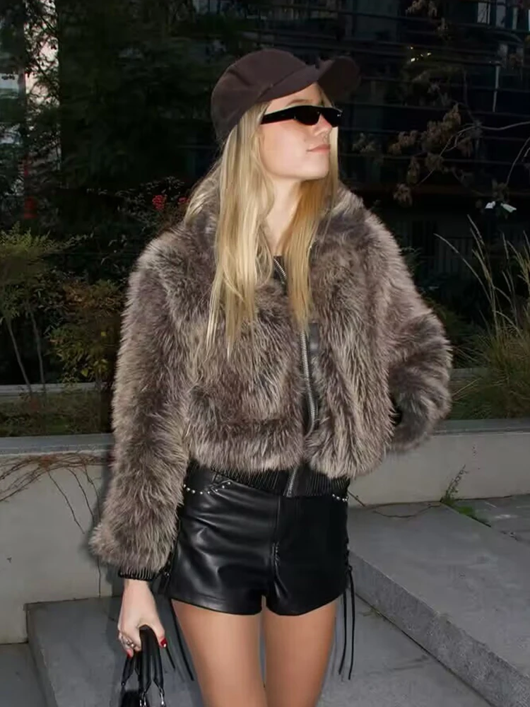 HH Women's 2025 Winter New Fashion Sepia Lapel Contrast Fur All-in-One Jacket Female Zipper Pocket Decoration Thick Jacket