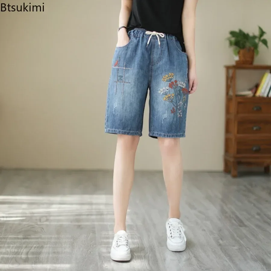 2024 Summer Women's Retro Style Jeans Fashion Embroidery Loose Casual Knee Length Denim Shorts Ladies Broken Hole Straight Pants