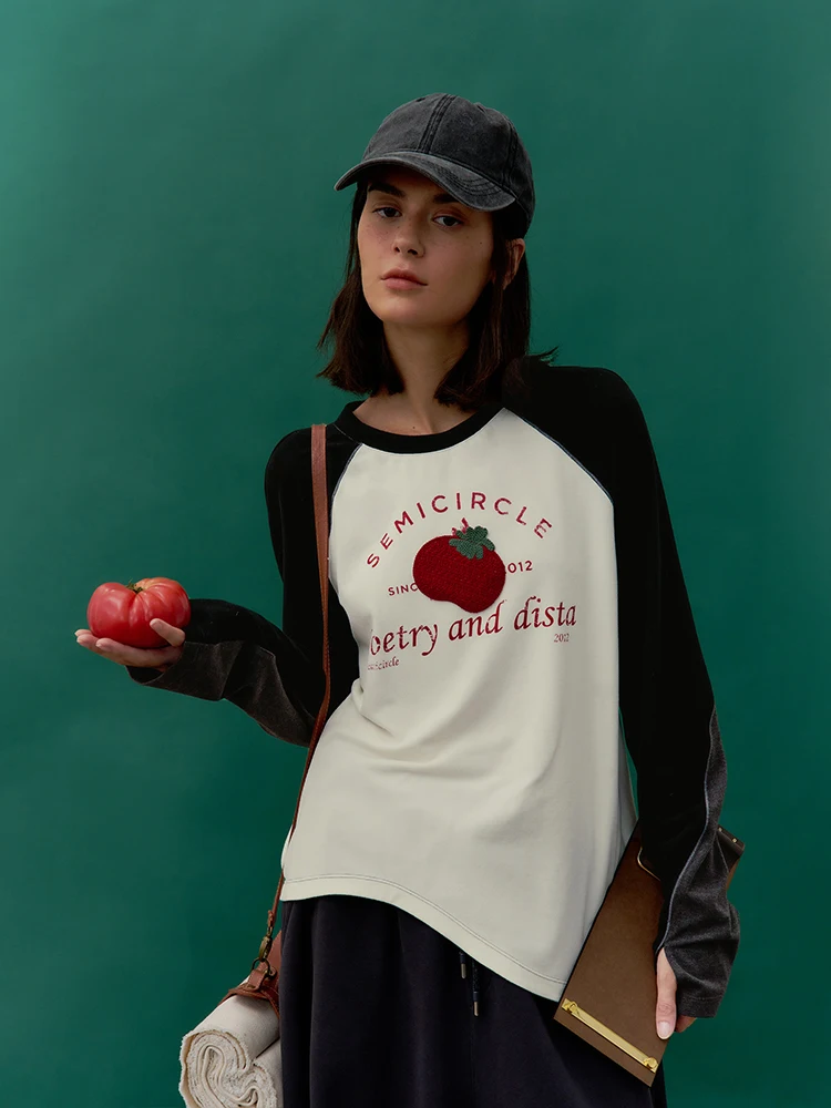 

Женская спортивная повседневная футболка из смесового хлопка с вышивкой, асимметричным буквенным принтом и длинным рукавом, модель Heavyweight ato