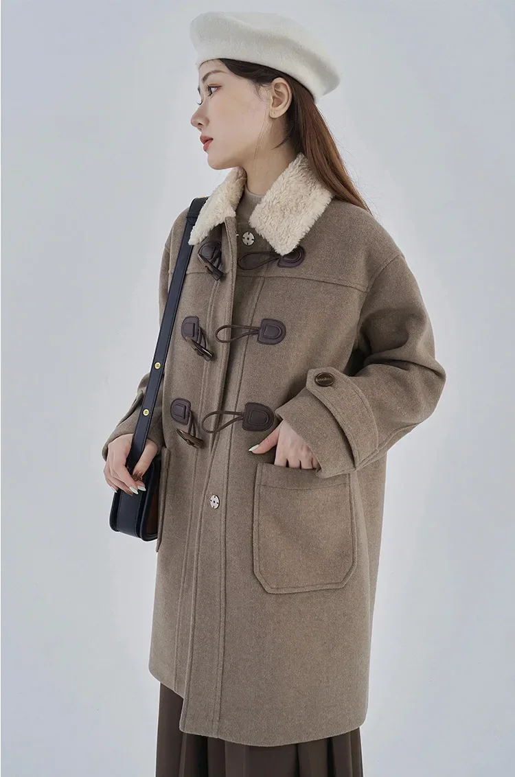 Vintage Wool-Like Horn Coat with Lamb Wool Collar Stylish Cozy Women Wool-Like Overcoat Warm Elegant Outerwear for Fall Winter