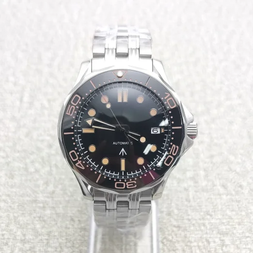 

2026 new Parnsrpe men's 8215 movement 41mm automatic watch retro diving black dial orange luminous waterproof calendar
