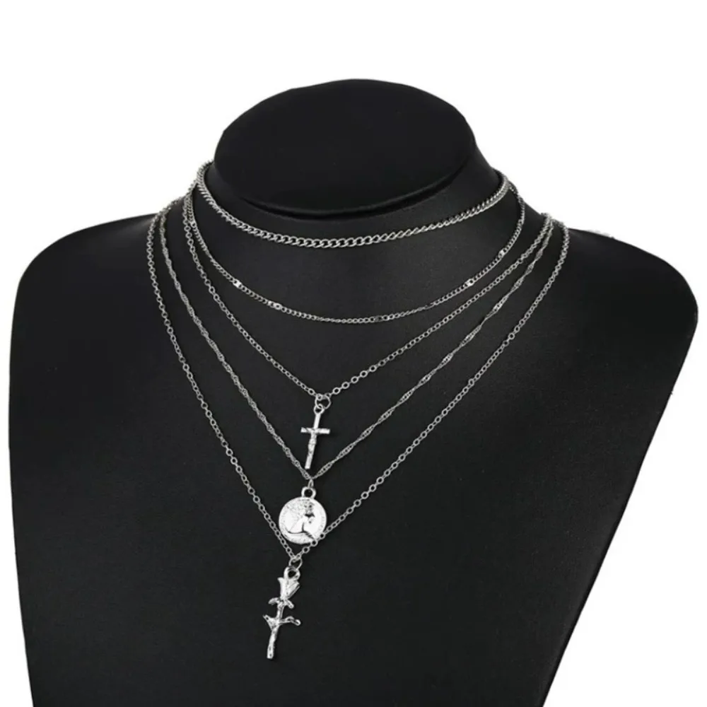 قلادة وردية متعددة الطبقات للسيدات أوروبية وأمريكية عصرية - قلادة متقاطعة دائرية رائعة