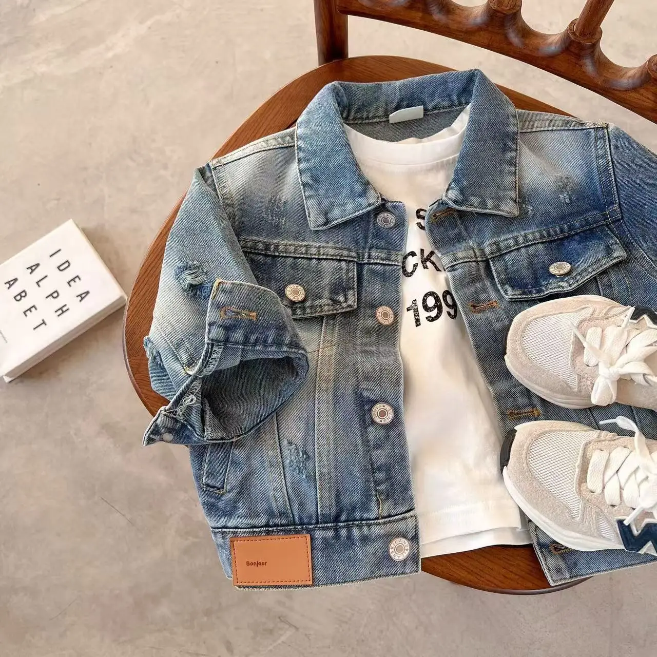 

Children's Denim Coat 2025 Fall New Boys and Girls Solid Color Ripped Denim Baby Coat 90-140CM