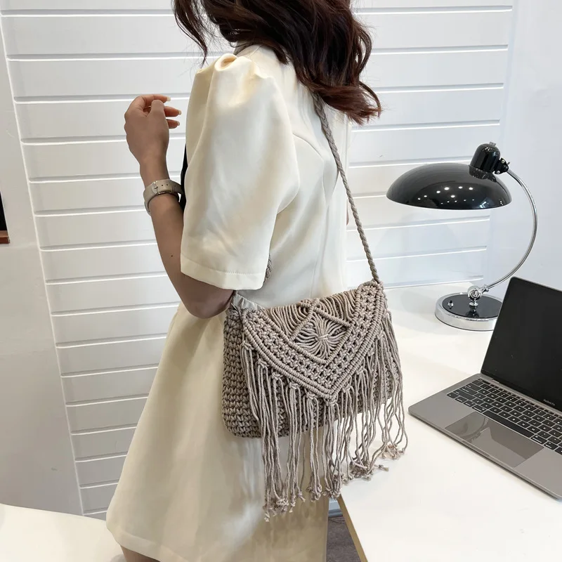 Fashion Cotton Woven Hollow Shoulder Crossbdoy Bags Female Summer Beach Bag Travel Small Tassel Handbag For Women Messenger Bags