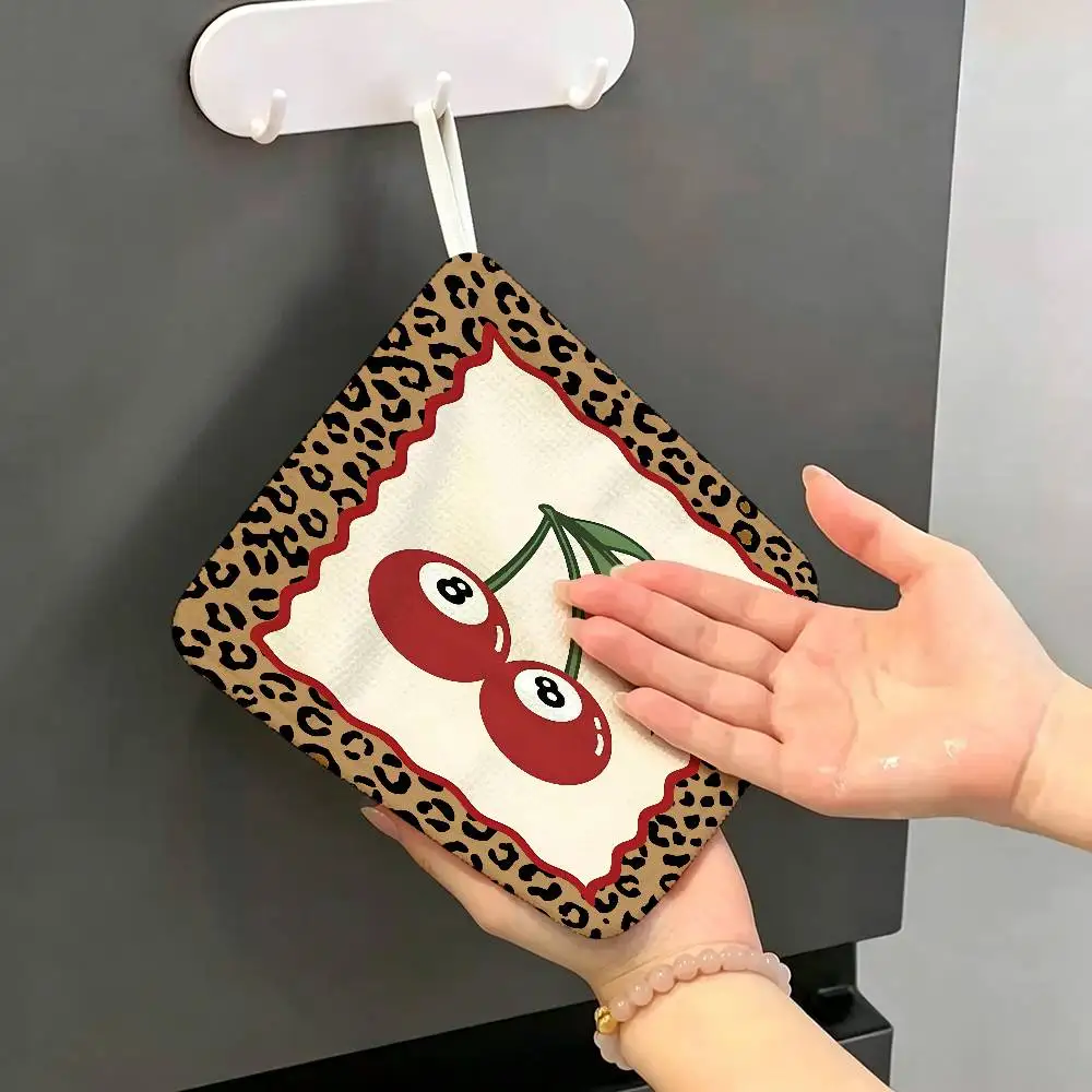 Fashion cool Leopard Print Hanging Polyester Cotton Towel, Reusable Hand Wiping Cloth, Wear Resistant for Home Kitchen Sink