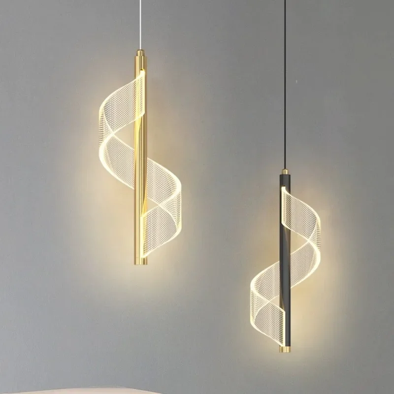 Plafonnier LED Suspendu au Design Luxueux et Argenté, Long Luminaire Décoratif d'Nik, Idéal pour une Cuisine ou une Maison