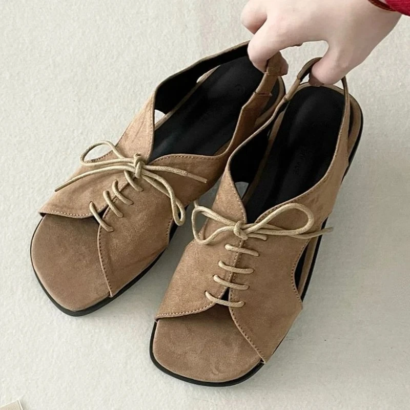 Retro Römischen Stil Flache Sandalen Frauen Braun Faux Wildleder Lace Up Designer Schuhe Komfort Offene spitze Weiche Sohle Strand Schuh Zapatos Mujer