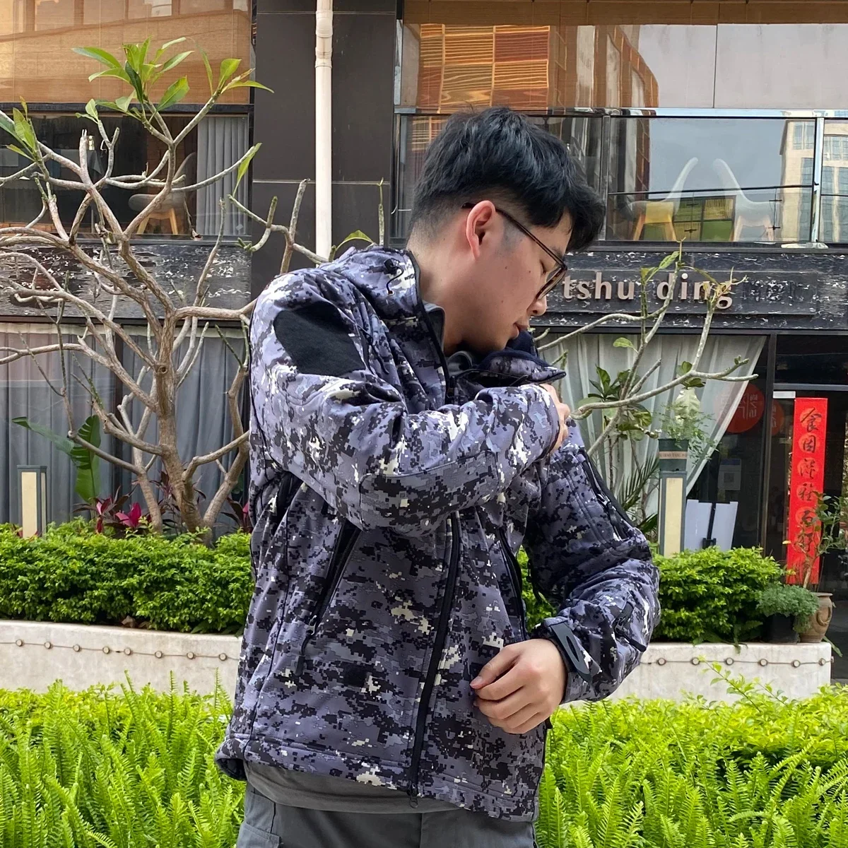 Chaqueta táctica impermeable camuflaje a prueba de viento - imagen 3