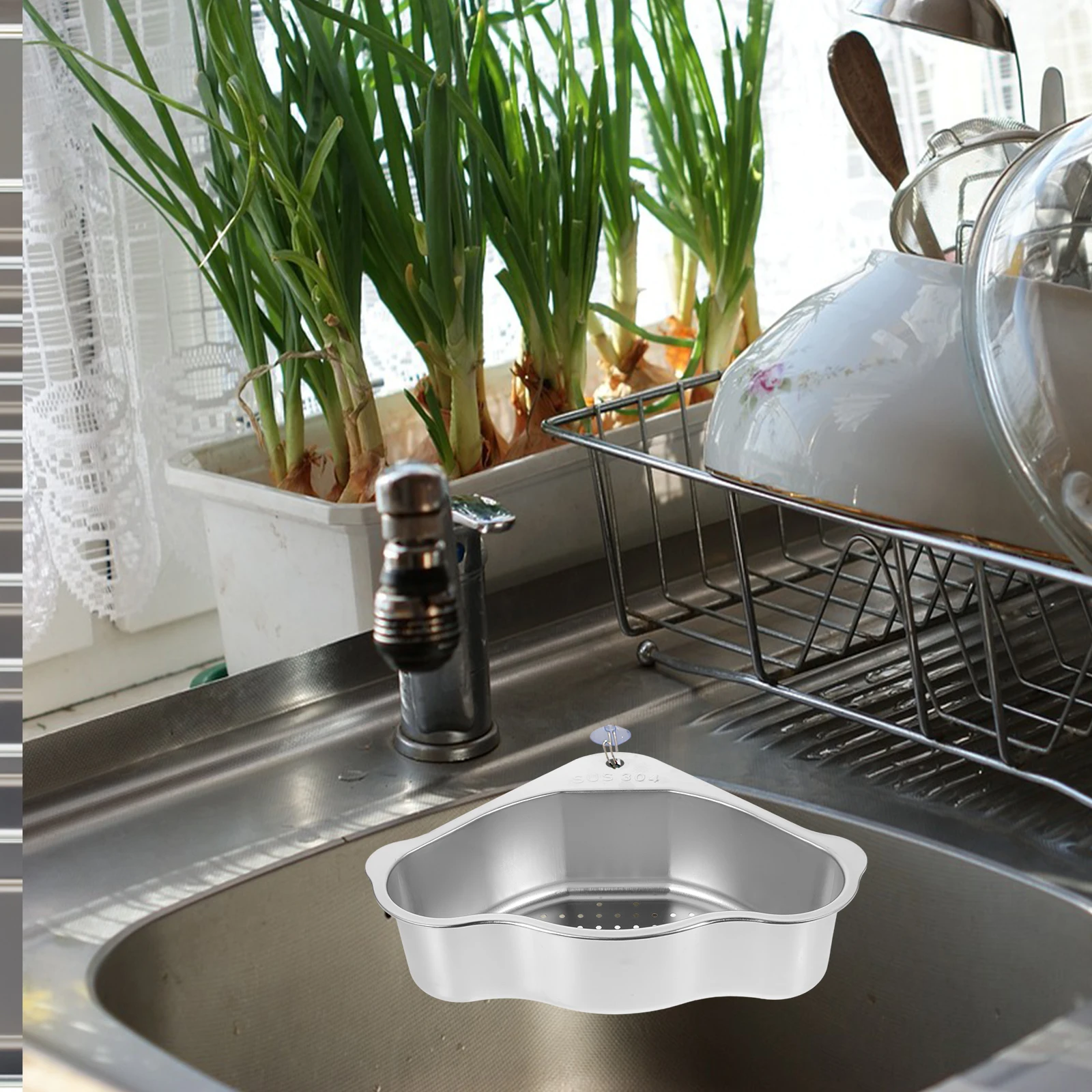 

Stainless Steel Drain Basket Kitchen Sink Triangle Mesh Strainer Wear Resistant Reusable Filter Baskets Household Storage Shelf